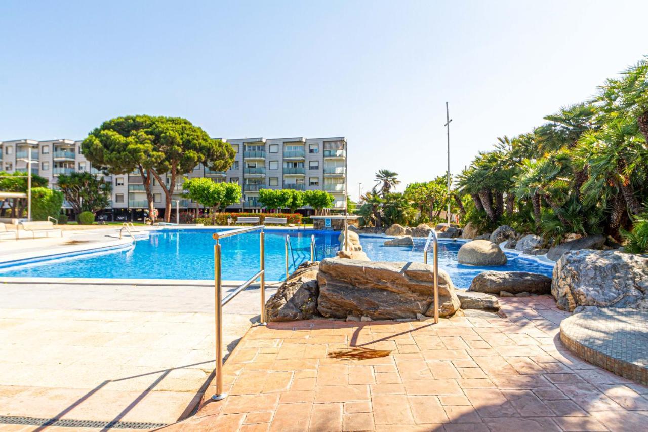 Residencial Costamar Next Bcn, 50M Beach With Swimming Pool Cabrera de Mar Kültér fotó