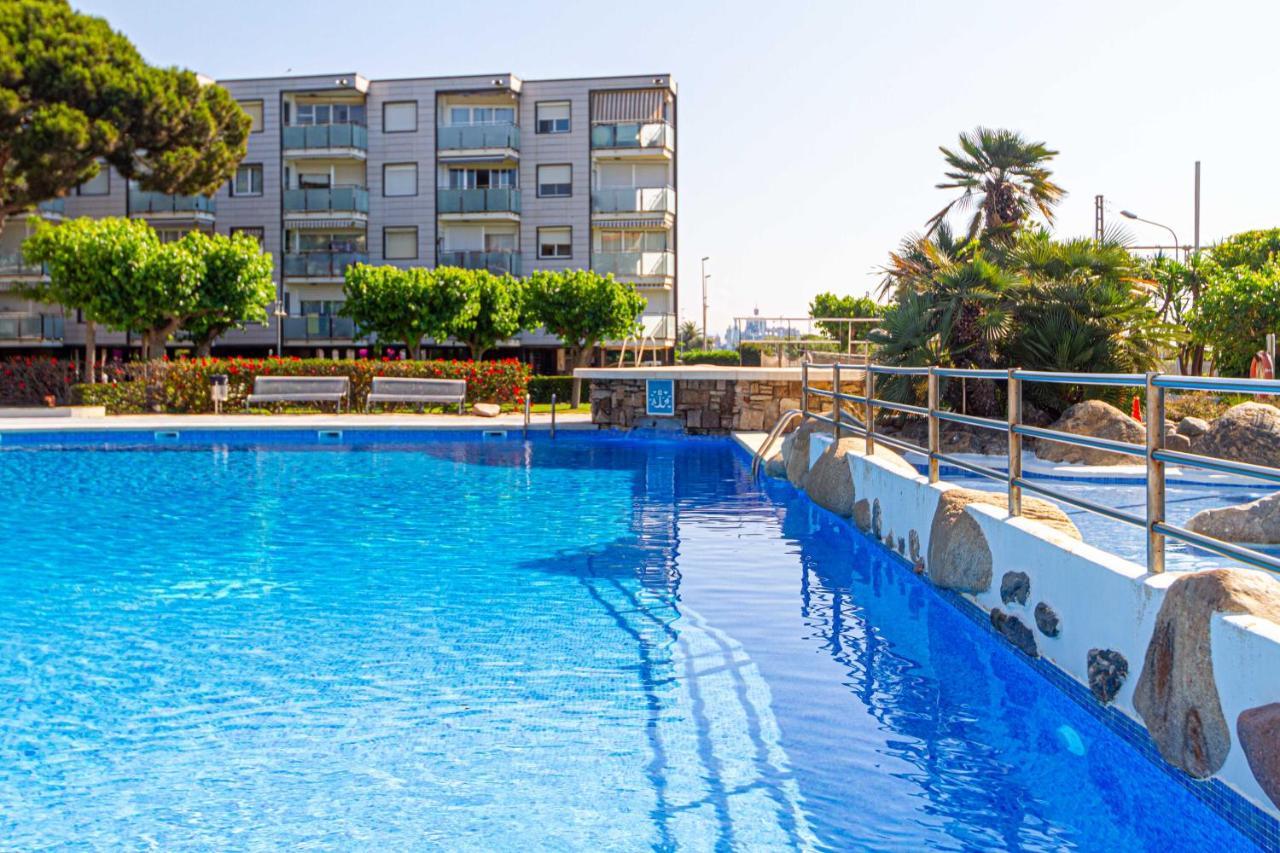 Residencial Costamar Next Bcn, 50M Beach With Swimming Pool Cabrera de Mar Kültér fotó