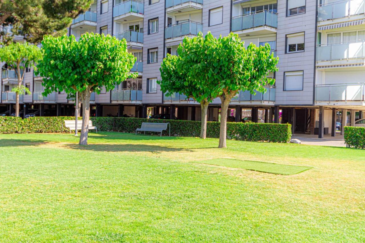 Residencial Costamar Next Bcn, 50M Beach With Swimming Pool Cabrera de Mar Kültér fotó